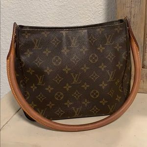 Louis Vuitton monogram looping shoulder bag